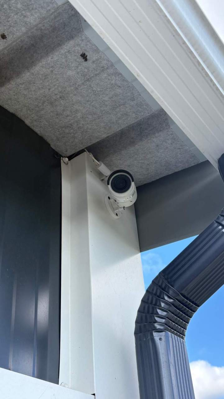 Box de stockage équipé de caméra de surveillance Landes